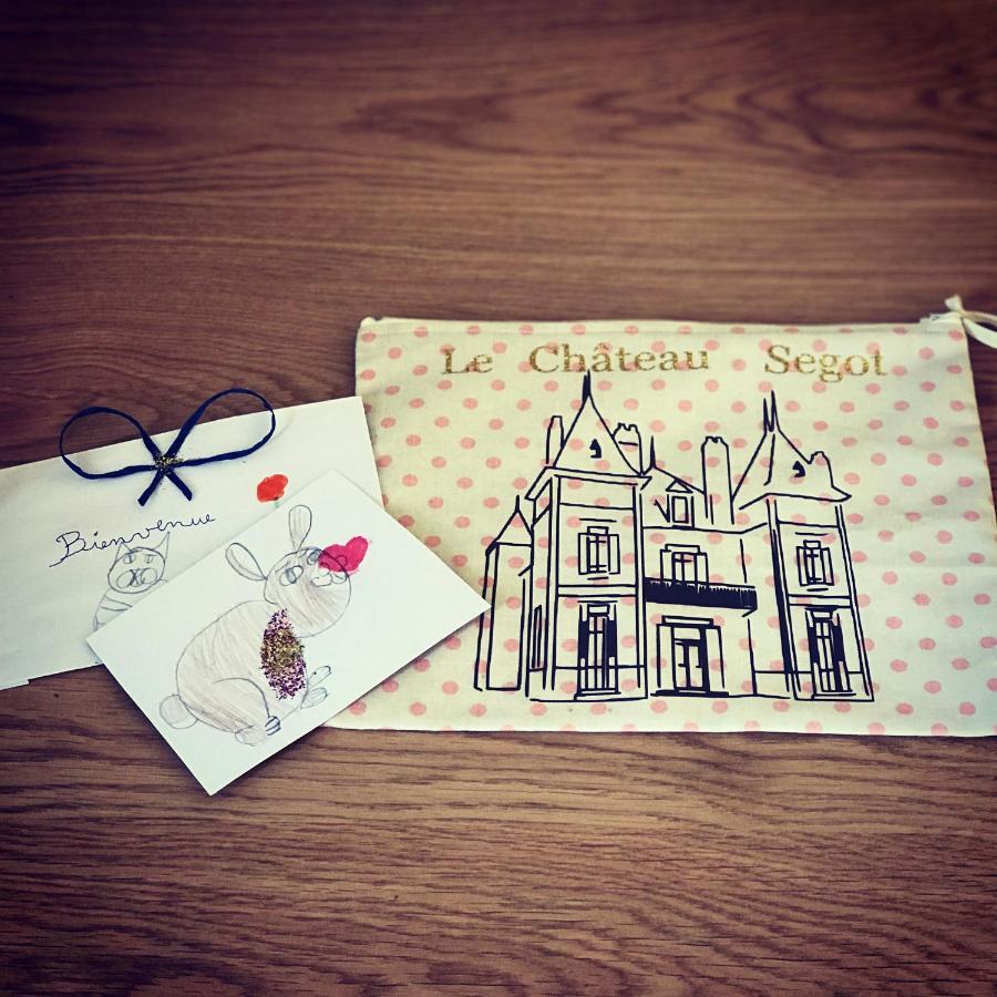 Le Chateau Segot Neuilly-le-Réal Zewnętrze zdjęcie